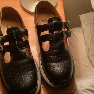Doc Martens Mary Jane US size 8 like new